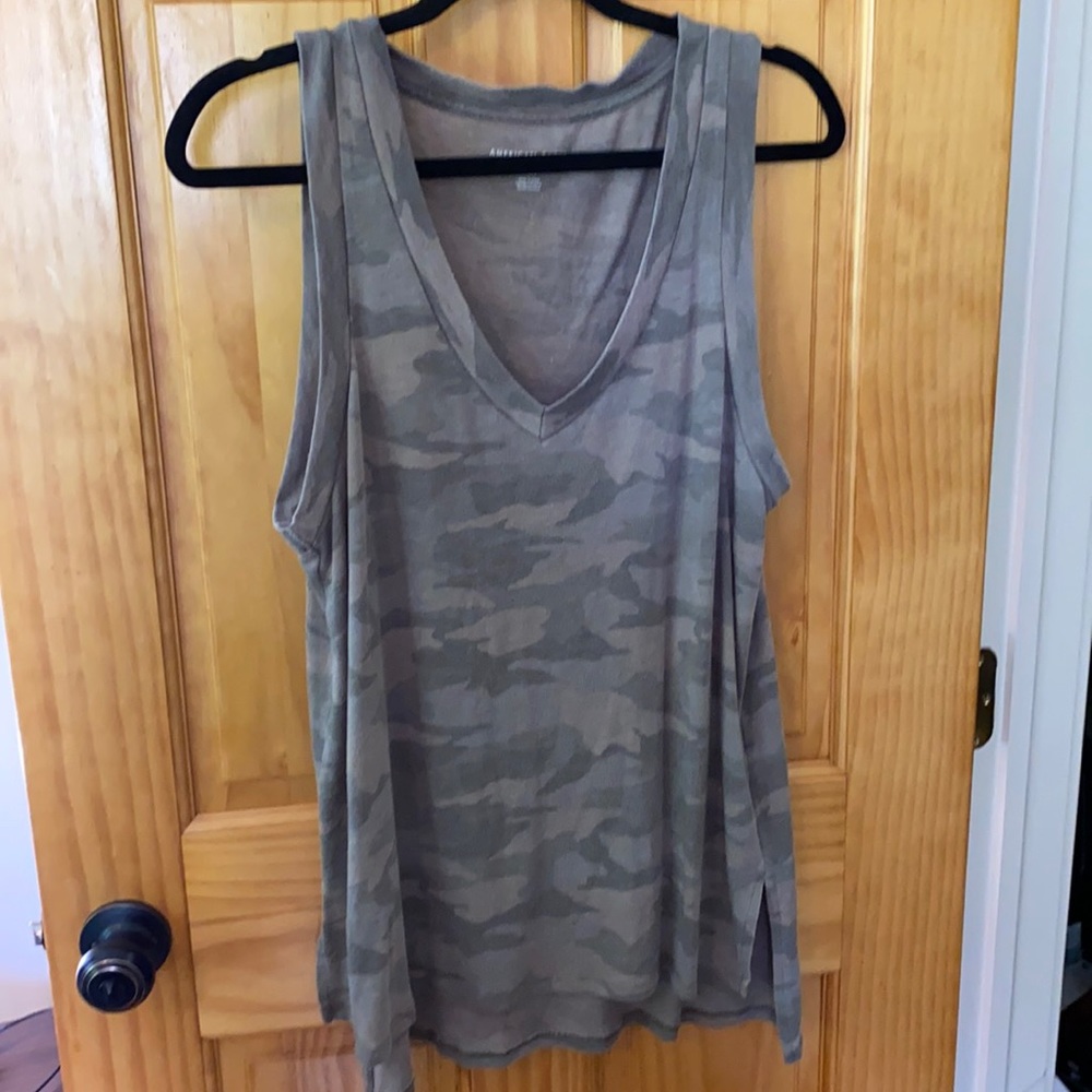 American eagle camo v neck tank